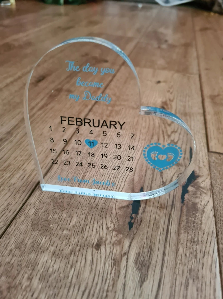 Acrylic  Freestanding Heart Baby Date - Daddy/Dad